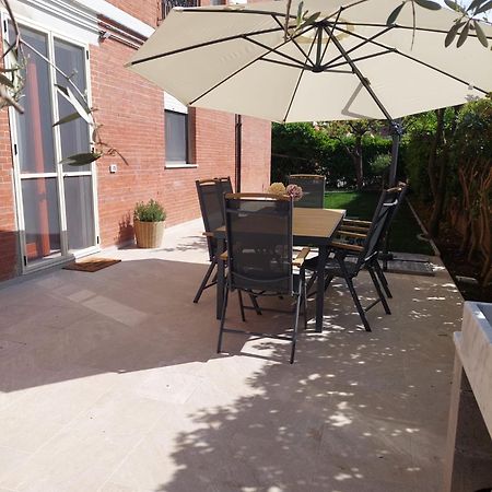 Casa Del Sole Apartments With Garden Marina Di Pisa Exteriör bild